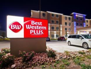 Western Austin & Hotel 3*