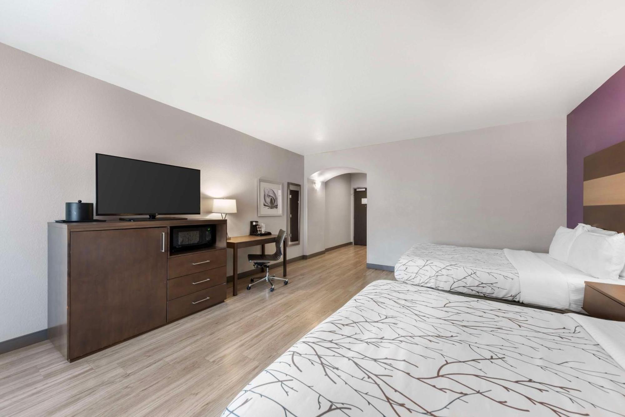 Western Austin & Hotel 3*