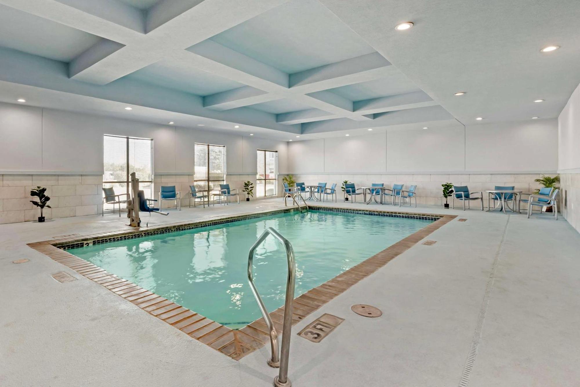 Hotel Western Austin &