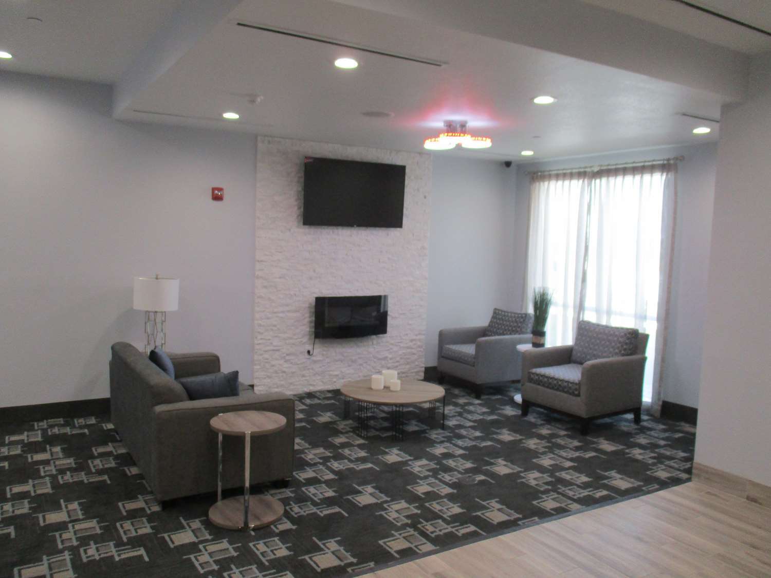Western Austin & Hotel 3*